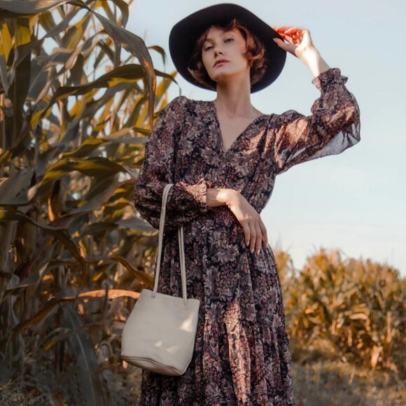 Per Lei Leather New York - Layne Black Drawstring Bag - Picture 7 of 7